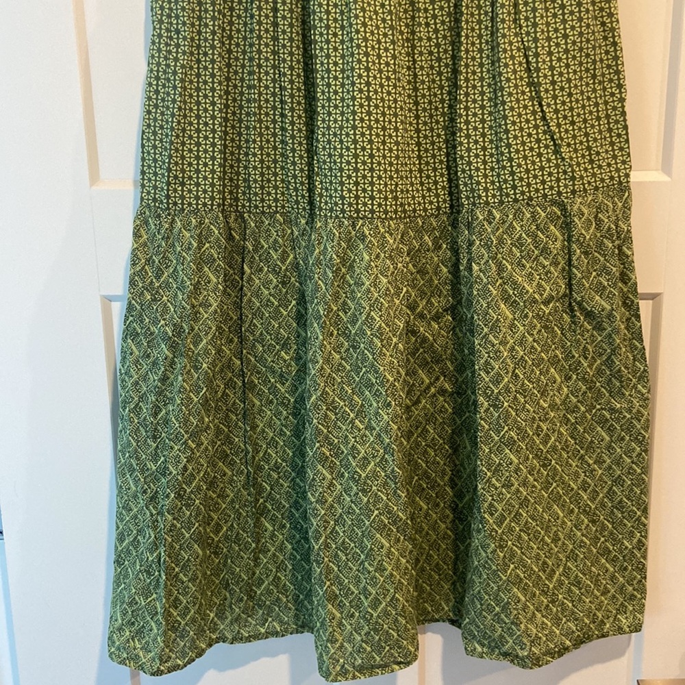 J Jill green size small tall maxi skirt beautiful pattern π EUC - Picture 3 of 10